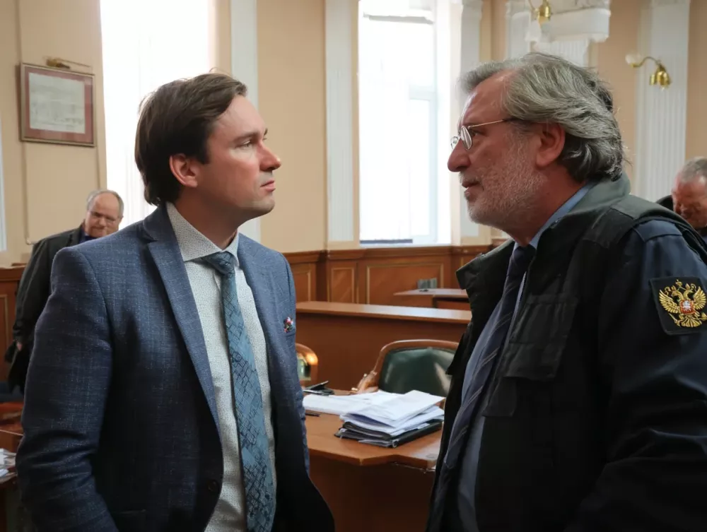 Контроль исполнения решений